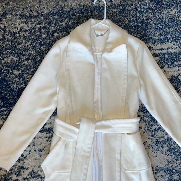 ❌SOLD❌ Alexander McQueen 38 white coat - Picture 5 of 11